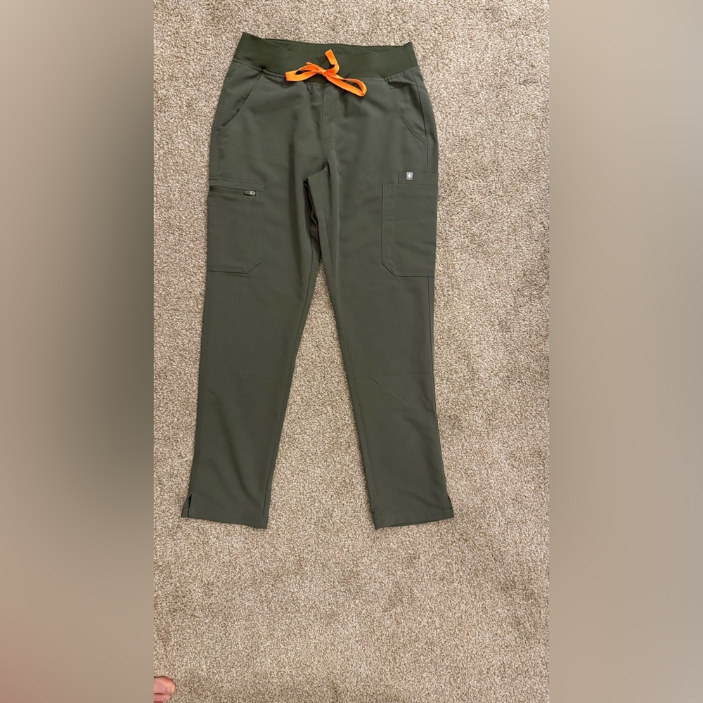 Figs women’s W_Yola w/ yoga waistband skinny scrub pants